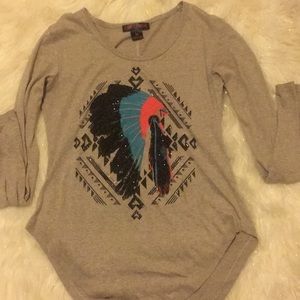 Rock & roll cowgirl with wild Indian😍